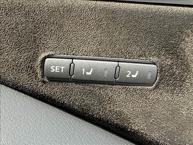 Ref No.A15988476 NISSAN SKYLINE Image#17