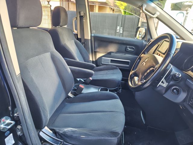 Ref No.A15988496 MITSUBISHI DELICA D5 Image#12
