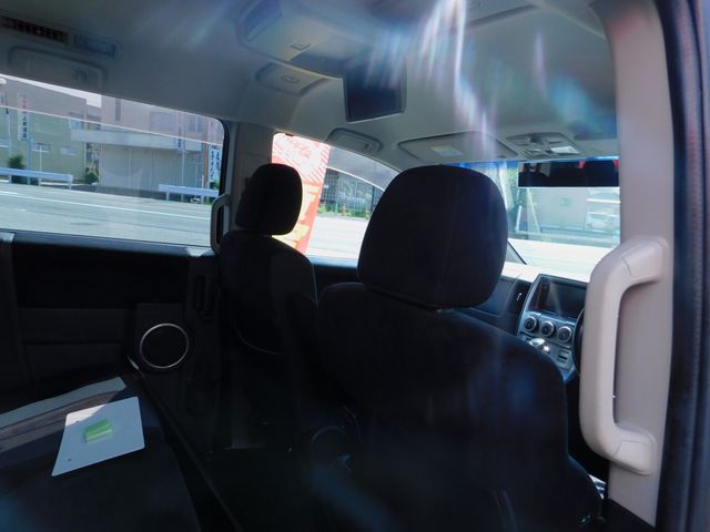 Ref No.A15988502 MITSUBISHI DELICA D5 Image#17