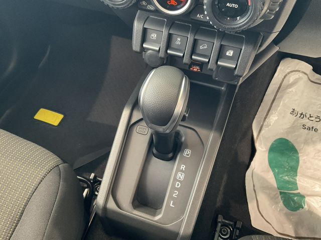 Ref No.A15988518 SUZUKI JIMNY NOMADE Image#12