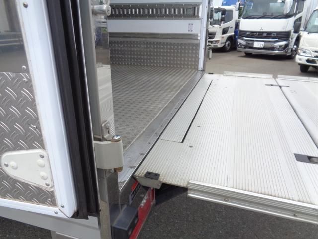 Ref No.A15988575 ISUZU FORWARD Image#10