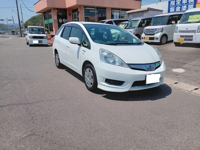 HONDA FIT SHUTTLE HYBRID