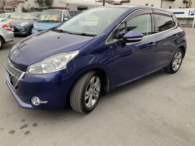 Ref No.A15988631 PEUGEOT 208 Image#6