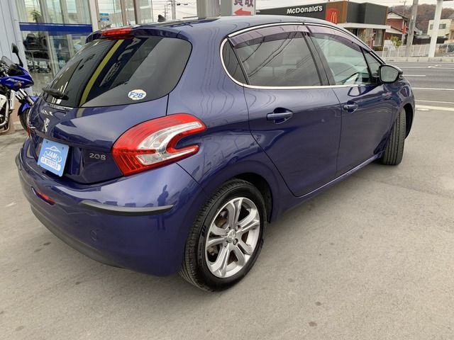 Ref No.A15988631 PEUGEOT 208 Image#10