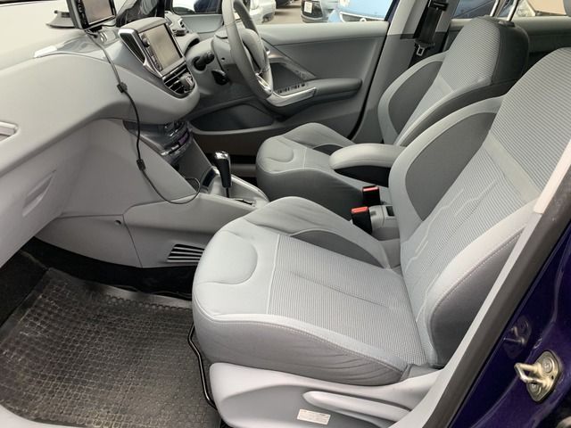 Ref No.A15988631 PEUGEOT 208 Image#17