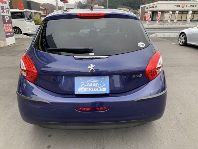 Ref No.A15988631 PEUGEOT 208 Image#9