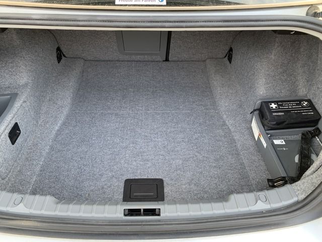 Ref No.A15988632 BMW 3 SERIES Image#14