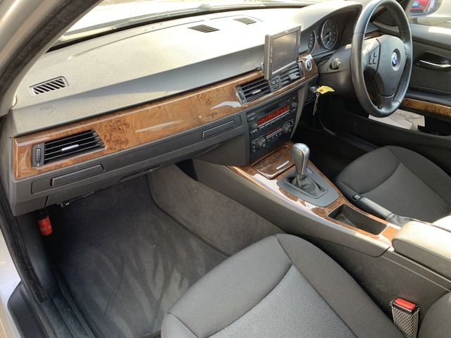 Ref No.A15988632 BMW 3 SERIES Image#17