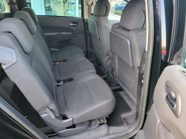 Ref No.A15988637 PEUGEOT 5008 Image#13