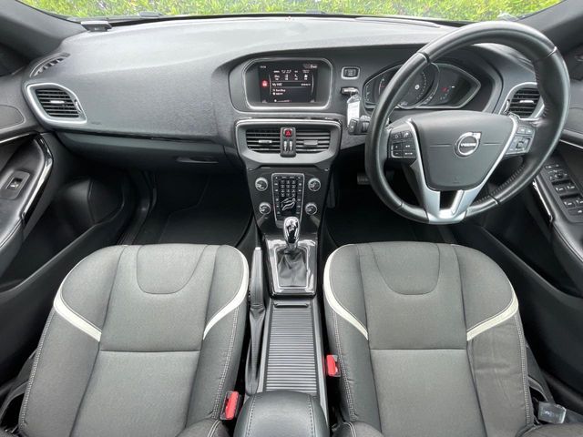 Ref No.A15994524 VOLVO V40 Image#2