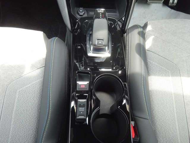 Ref No.A15994910 PEUGEOT 208 Image#16