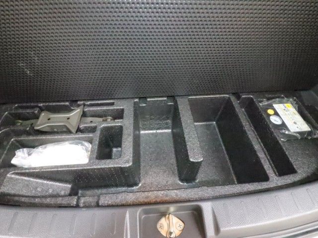 Ref No.A15995418 MITSUBISHI DELICA D2 Image#12