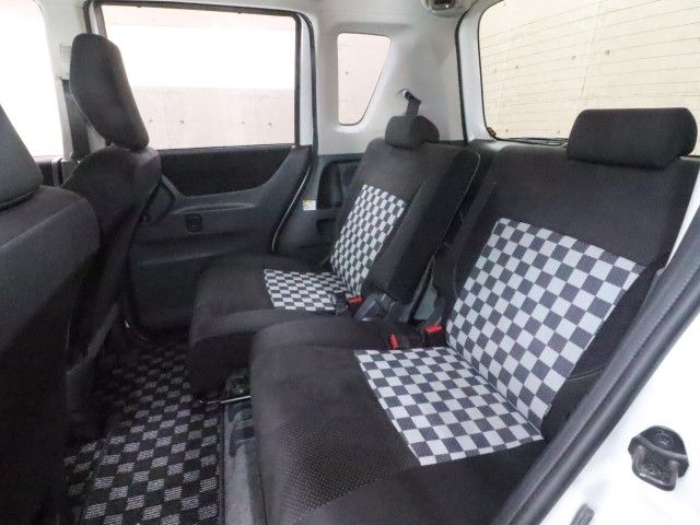 Ref No.A15995418 MITSUBISHI DELICA D2 Image#9