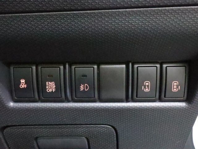 Ref No.A15995418 MITSUBISHI DELICA D2 Image#18