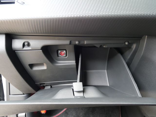 Ref No.A15995440 PEUGEOT 2008 Image#20