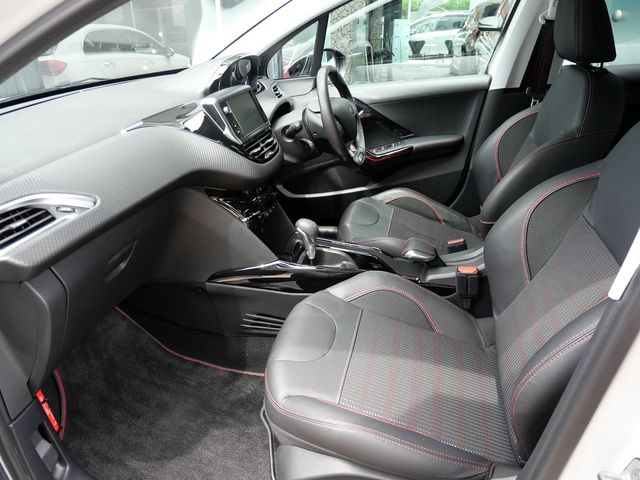 Ref No.A15995440 PEUGEOT 2008 Image#19