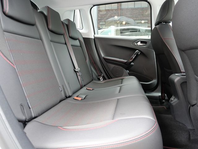 Ref No.A15995440 PEUGEOT 2008 Image#13