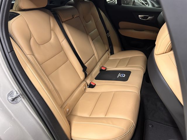 Ref No.A16002015 VOLVO V60 Image#12