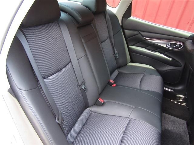 Ref No.A16002302 NISSAN FUGA HYBRID Image#7