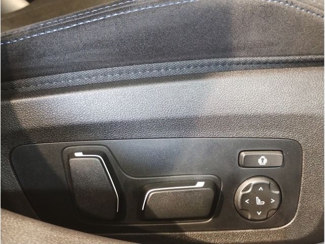 Ref No.A16011105 BMW 3 SERIES Image#18