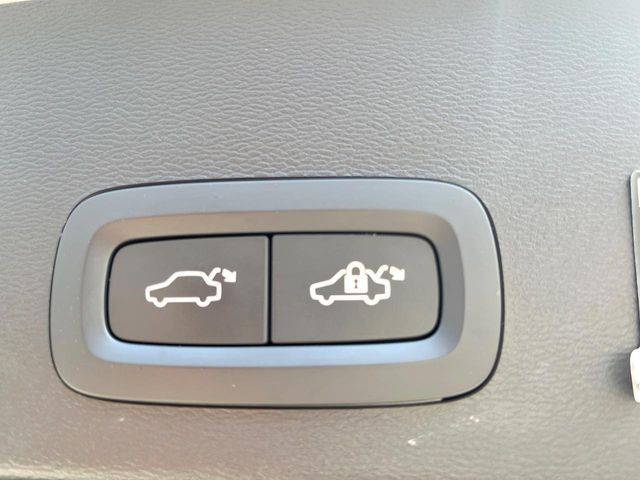 Ref No.A16011247 VOLVO XC40 Image#8