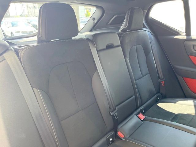Ref No.A16011247 VOLVO XC40 Image#13