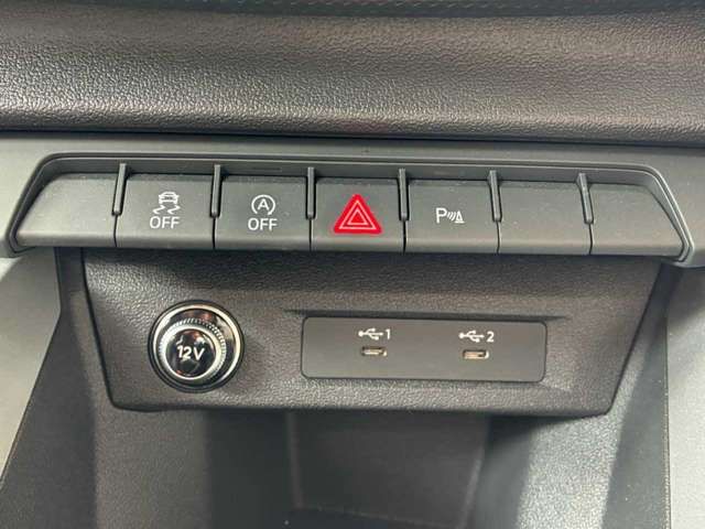 Ref No.A16011358 AUDI A1 Image#13