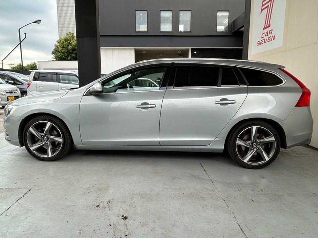 Ref No.A16011809 VOLVO V60 Image#9