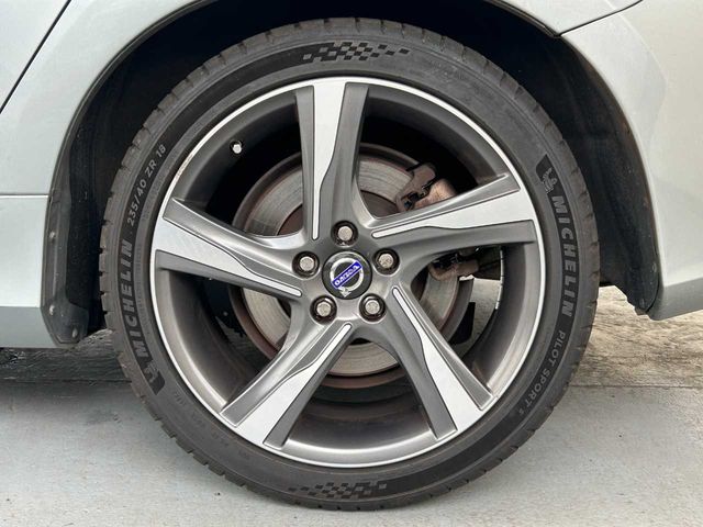 Ref No.A16011809 VOLVO V60 Image#11
