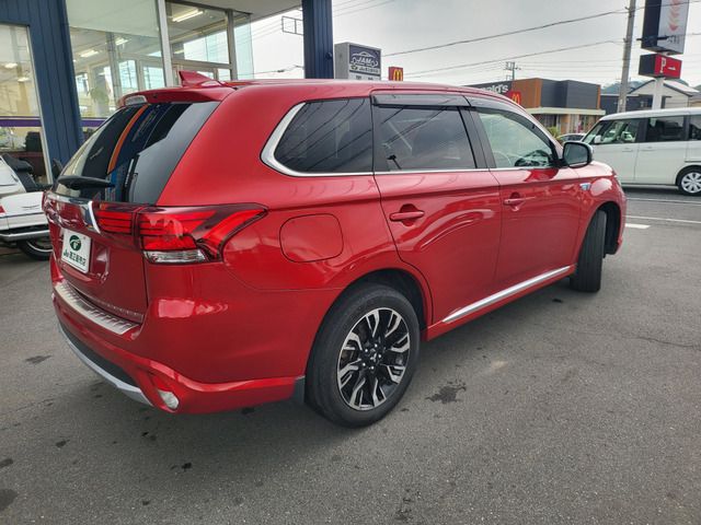 Ref No.A16012085 MITSUBISHI OUTLANDER PHEV Image#15