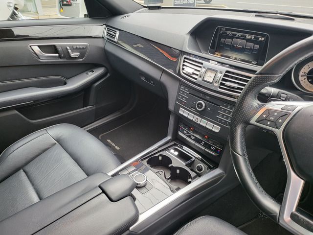 Ref No.A16012086 MERCEDES E CLASS STATIONWAGON Image#20