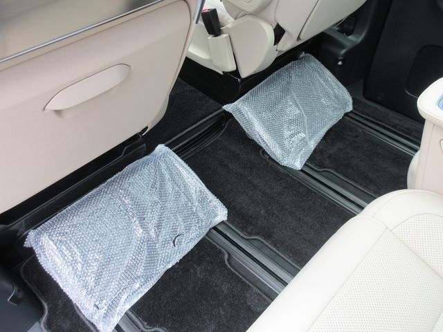 Ref No.A16020875 MERCEDES V CLASS Image#15