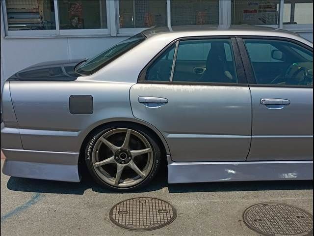 Ref No.A16021395 NISSAN SKYLINE Image#7