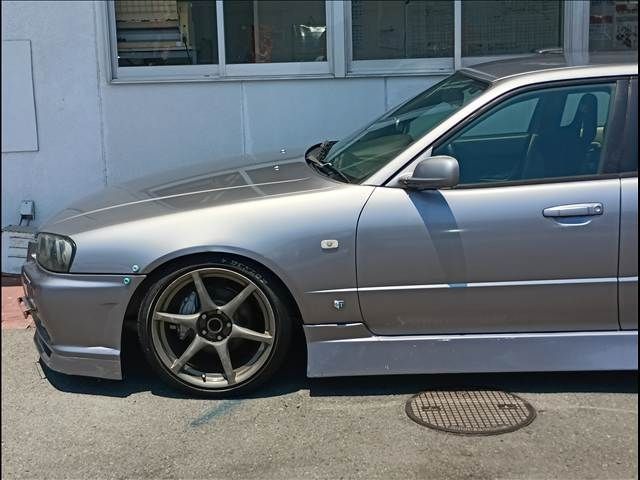 Ref No.A16021395 NISSAN SKYLINE Image#9