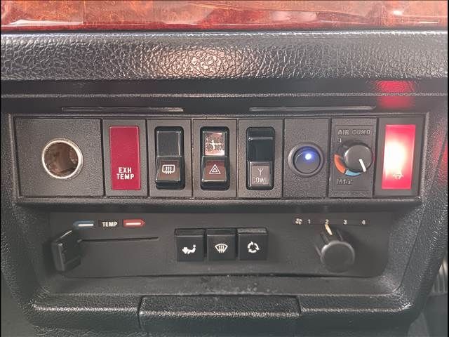 Ref No.A16021396 VOLVO 240 Image#17