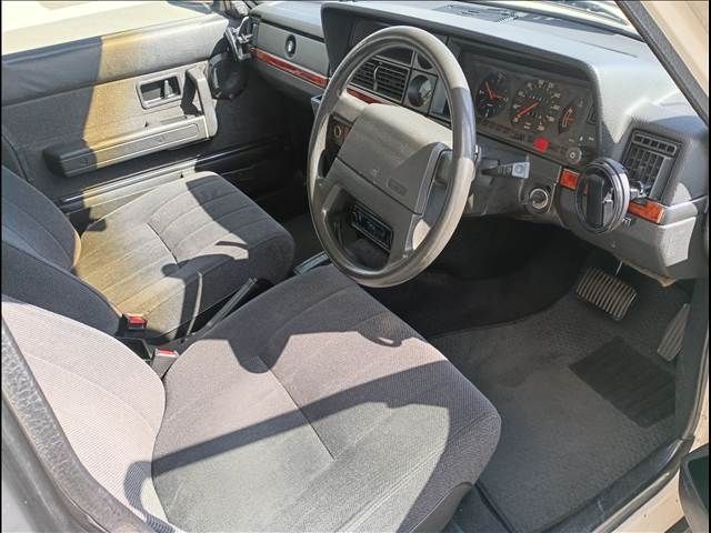 Ref No.A16021396 VOLVO 240 Image#13