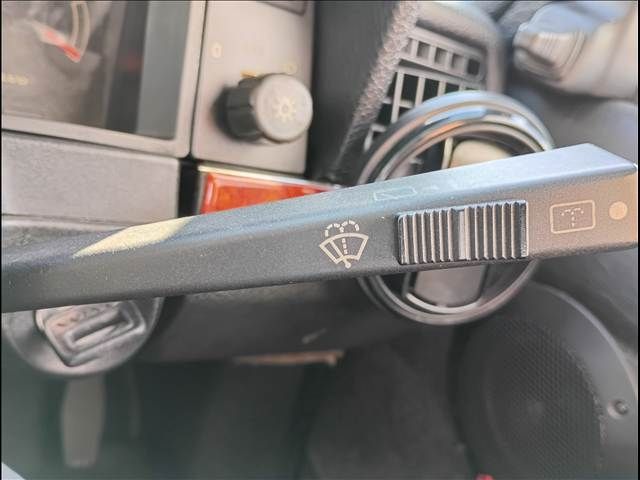 Ref No.A16021396 VOLVO 240 Image#20