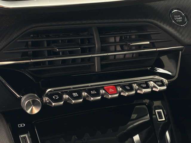 Ref No.A16021507 PEUGEOT 2008 Image#10