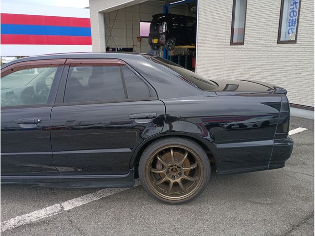 Ref No.A16021531 NISSAN SKYLINE Image#10