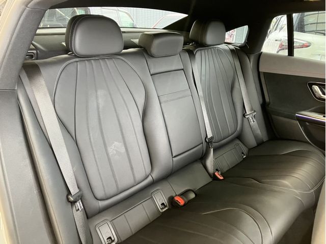 Ref No.A16021606 MERCEDES EQE CLASS Image#11