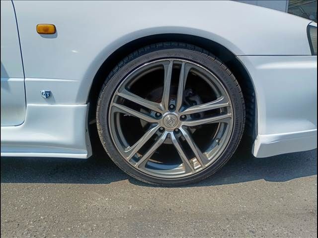 Ref No.A16021731 NISSAN SKYLINE Image#14