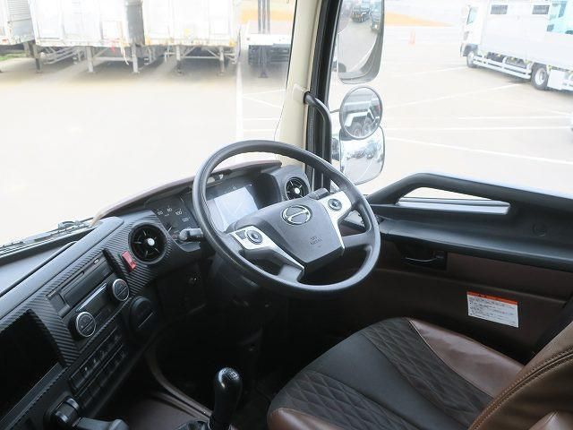Ref No.A16021778 HINO PROFIA Image#14