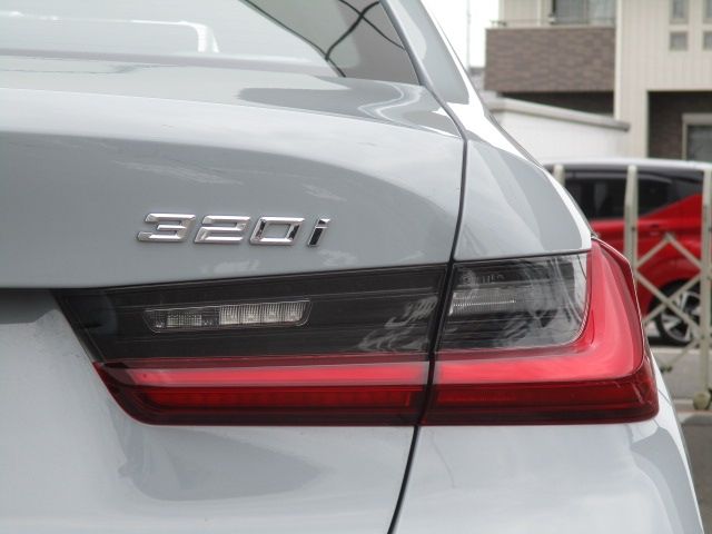 Ref No.A16028329 BMW 3 SERIES Image#11