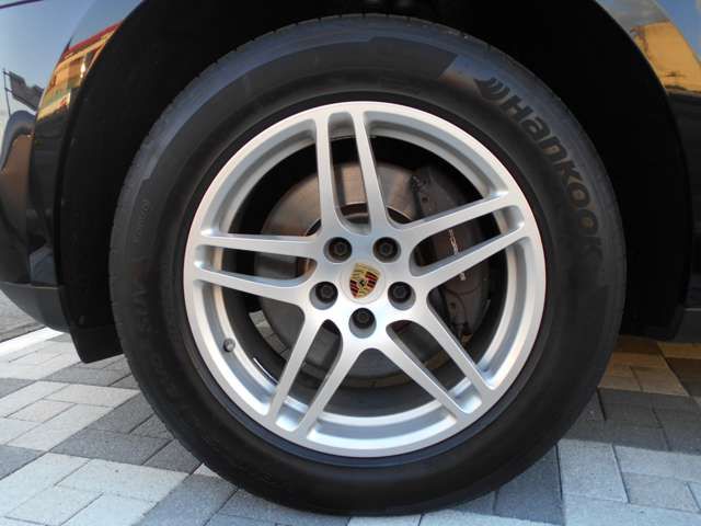 Ref No.A16028344 PORSCHE MACAN Image#19