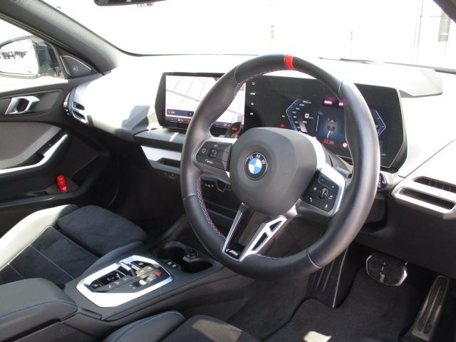 Ref No.A16028454 BMW 1 SERIES Image#16