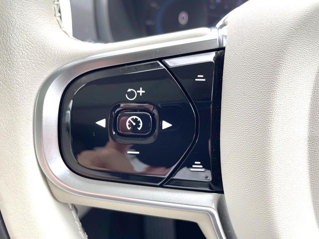Ref No.A16028456 VOLVO XC90 Image#9