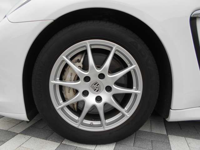 Ref No.A16028721 PORSCHE PANAMERA Image#18