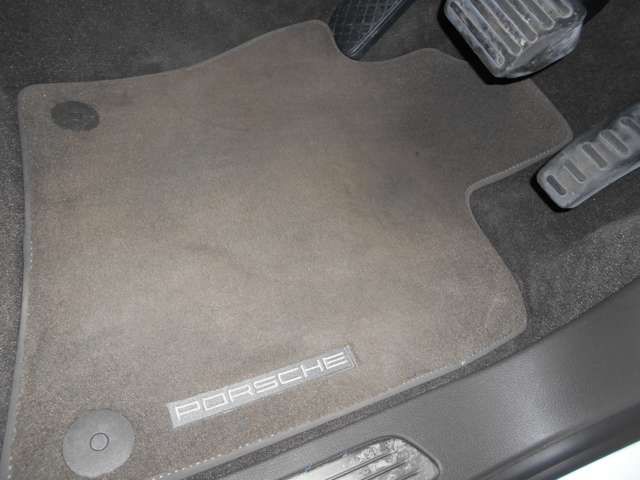 Ref No.A16028722 PORSCHE CAYENNE Image#14