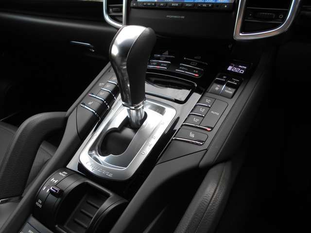 Ref No.A16028722 PORSCHE CAYENNE Image#16