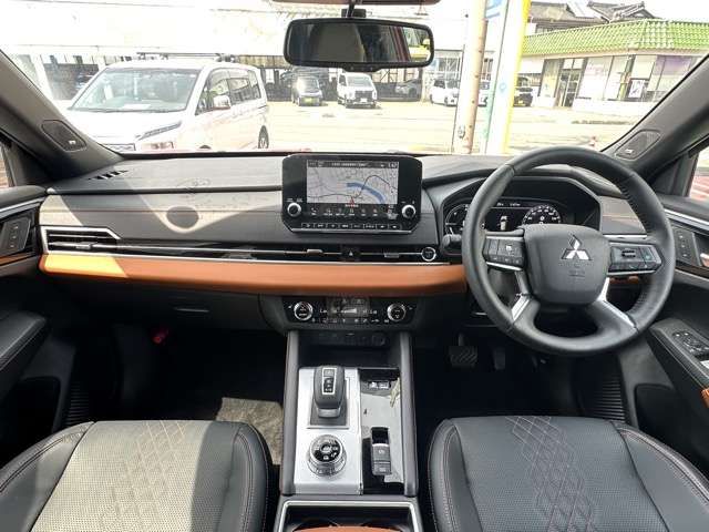 Ref No.A16028794 MITSUBISHI OUTLANDER PHEV Image#10